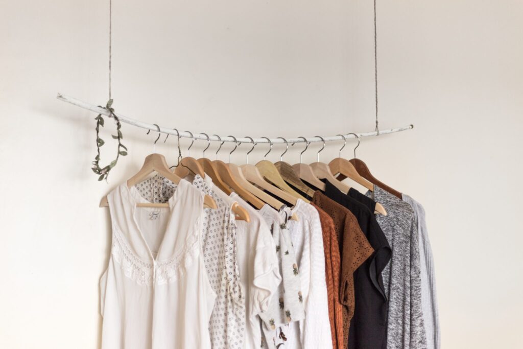 minimalist outfit ideas